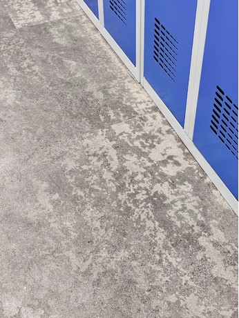 Dlažba v imitaci betonu Dlažba v imitaci betonu